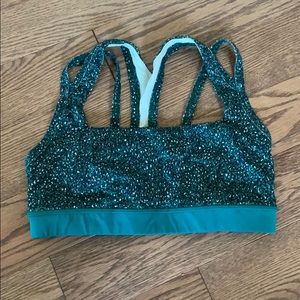 Lululemon sports bra